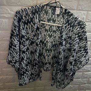 H&M Tribal Print Cover up Sz S